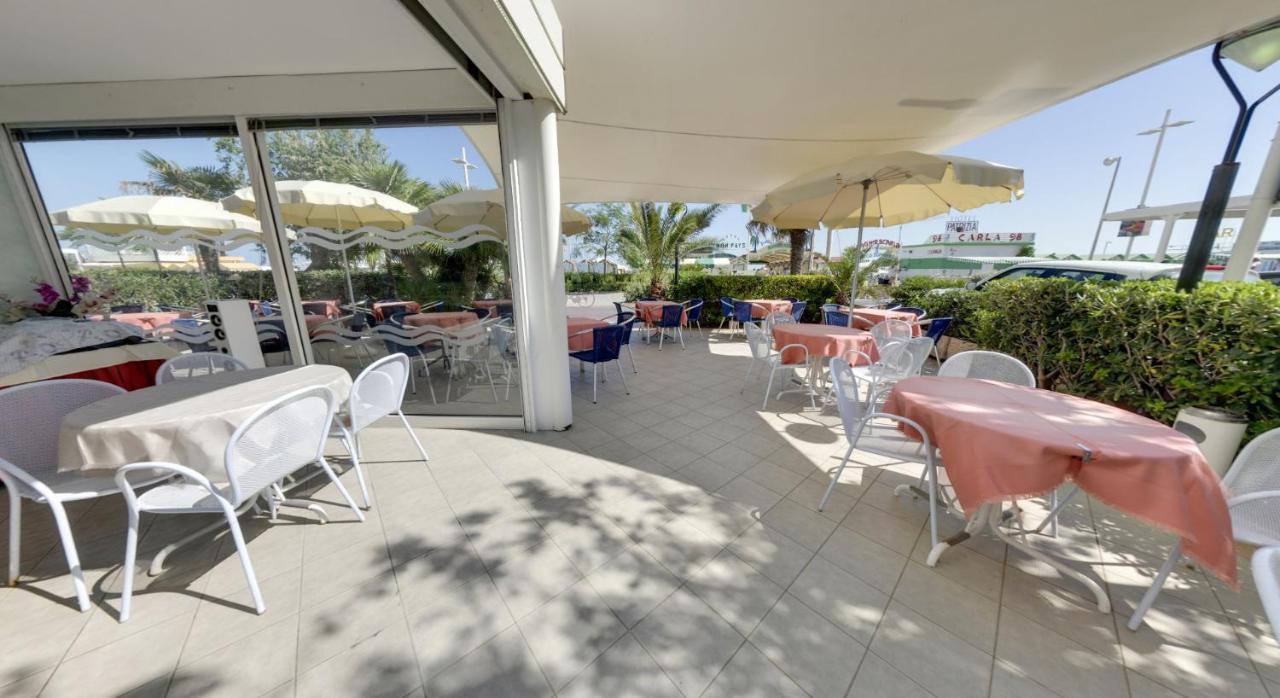 Hotel Margareth Riccione Exterior photo