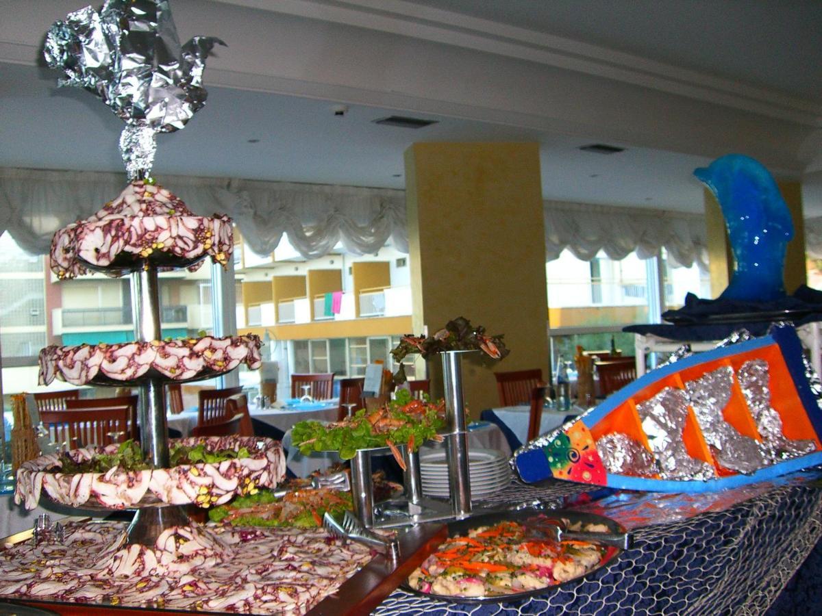 Hotel Margareth Riccione Exterior photo