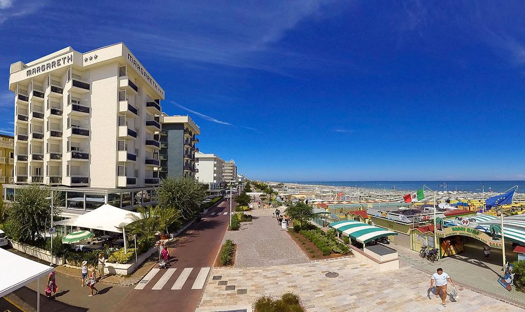 Hotel Margareth Riccione Exterior photo