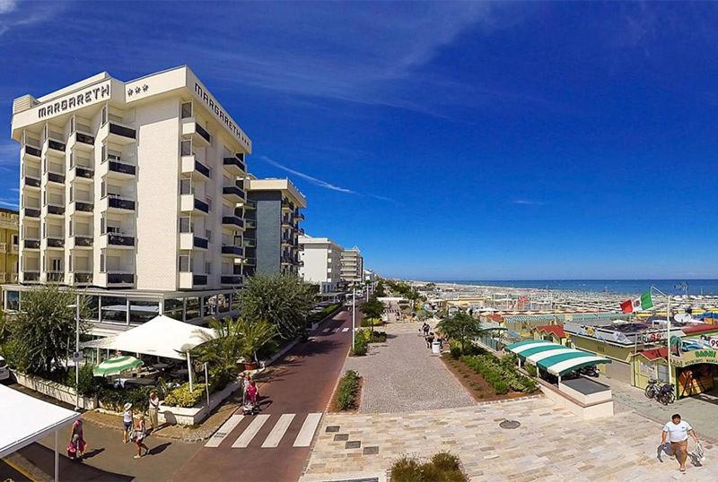 Hotel Margareth Riccione Exterior photo